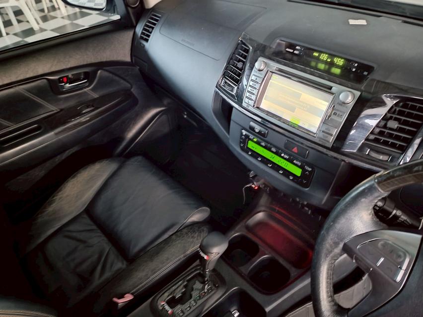 TOYOTA FORTUNER 3.0 V CHAMP .4WD.ภายในสีดำ ปี 2014/2015เกียร์ออโต้ 11