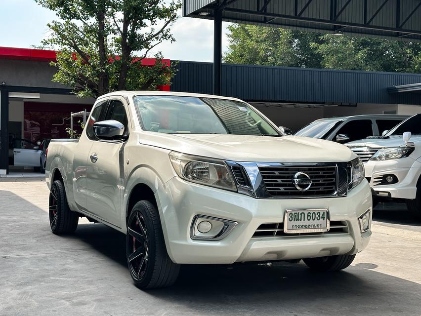 ขายรถ nissan NP300 Navara 2.5 King Cab Calibre E Pickup ปี 2015 สีขาว เกียร์ธรรมดา รูปย่อยที่ 3