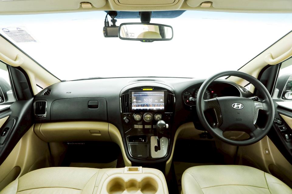 รหัสรถ 1E017 HYUNDAI H1 2.5 DELUXE 2011