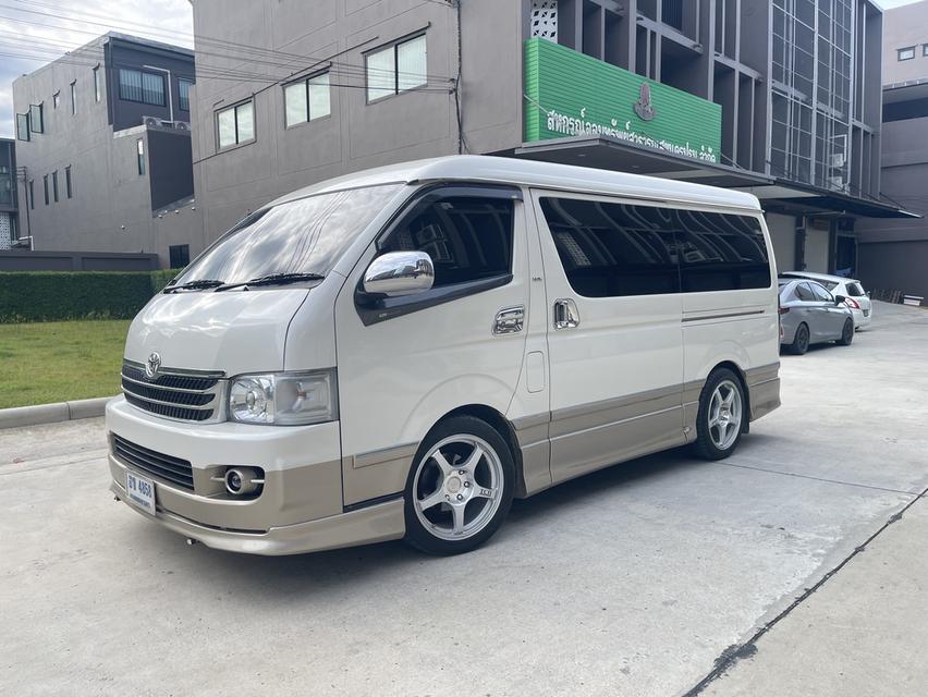 Toyota Ventury2.7cc LPG พร้อมใช้งาน รูปย่อยที่ 2
