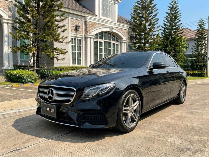 ปี2019 Mercedes-Benz E350e AMG Dynamic panoramic glass รูปที่ 7