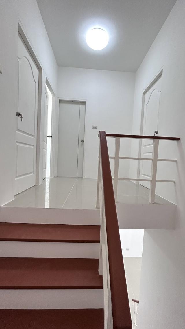 ขายด่วนทาวน์โฮม 2 ชั้น ราคาถูกที่สุดในโครงการ รีโนเวทใหม่ พร้อมเข้าอยู่ 9