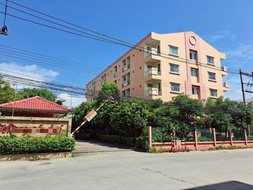 อพาร์ทเม้นตั้งอยู่ในนิคมอุตสาหกรรม อมตะนคร บนที่ดิน 1.5 ไร่ 1