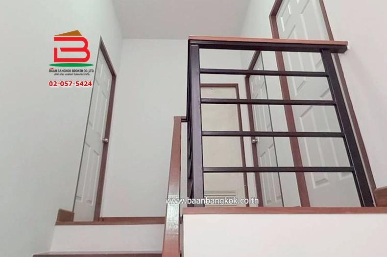 บ้านแฝด หมู่บ้าน เต็มสิริ วิลเลจ หนองจอก เนื้อที่ 38.4 ตรว. ถนนเชื่อมสัมพันธ์ 11 กระทุ่มราย เขตหนองจอก กรุงเทพมหานคร 6