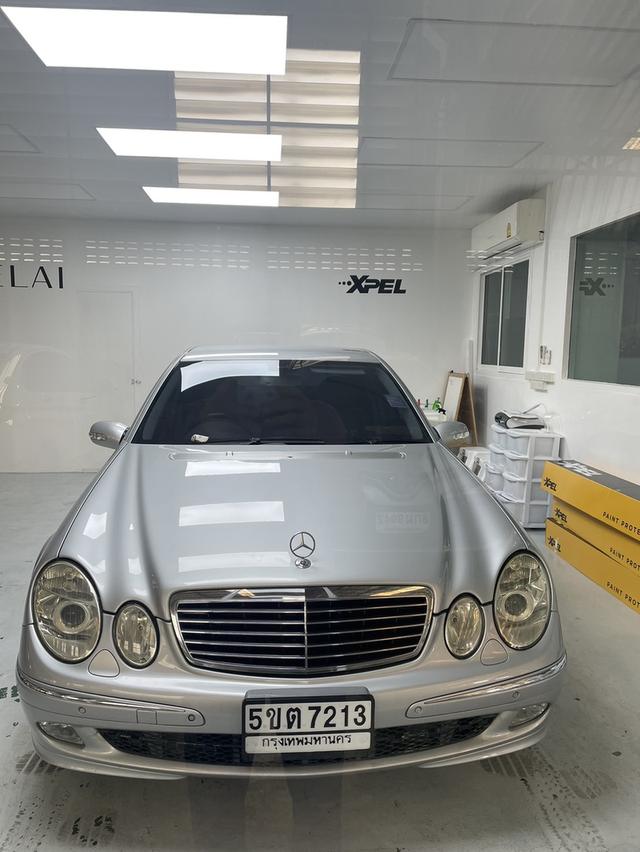 BENZ E240  4