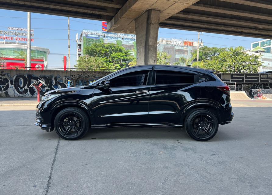 ขายรถ Honda HR-V 1.8RS ปี 2019 สีดำ เกียร์ออโต้ 7