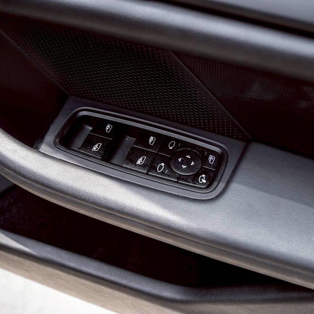 รหัสรถ 67GG8 Porsche Taycan ปี 2021 รูปที่ 16