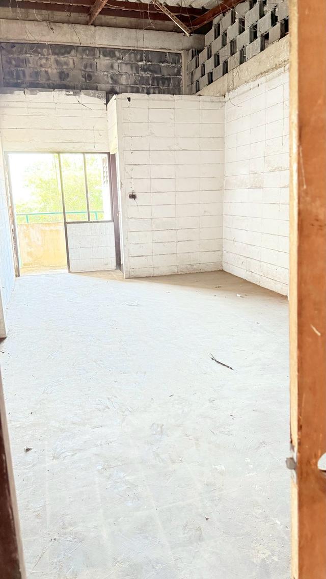 ขายคอนโดใกล้รถไฟฟ้า85,000ตามสภาพ 2