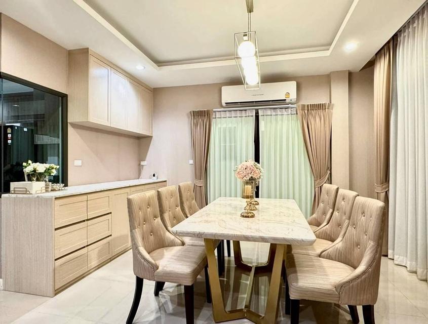 ให้เช่าบ้านเดี่ยว 2.5 ชั้น หมู่บ้านนิรติ ดอนเมือง / ถนน เชิดวุฒากาศ / พื้นที่ใช้สอย 227 ตารางเมตร / บ้านสวยมาก / เฟอร์นิเจอร์ครบ Fully Furnished 4