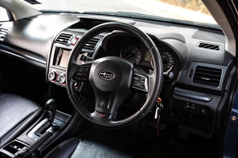 SUBARU XV 2.0iP ปี 2014 สีน้ำเงิน มือเดียวป้ายแดง แต่งครบสวยๆ 11