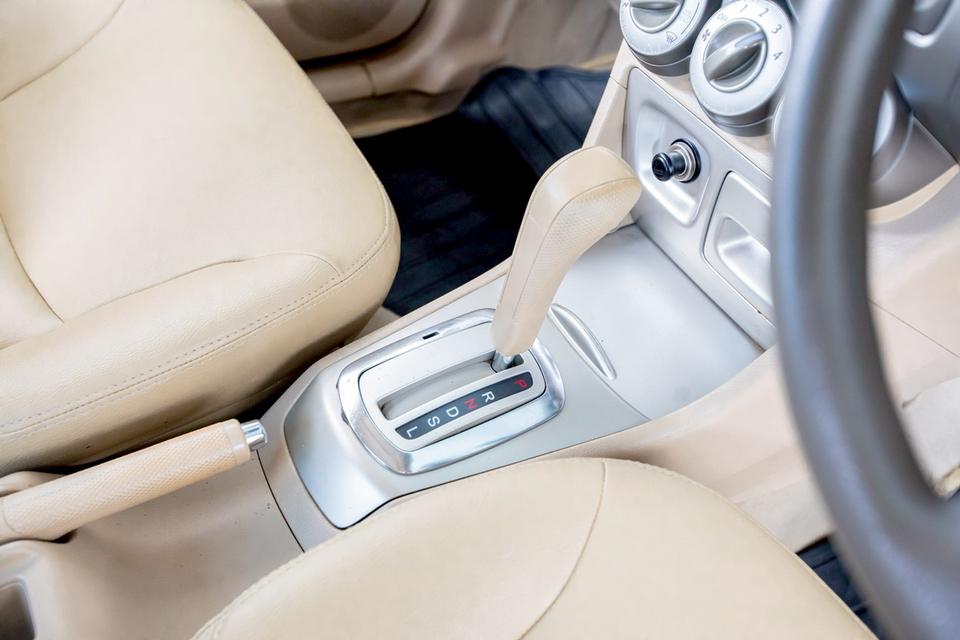 Honda City 1.5S ZX เกียร์ออโต้ ปี 2007 สีเทา  18
