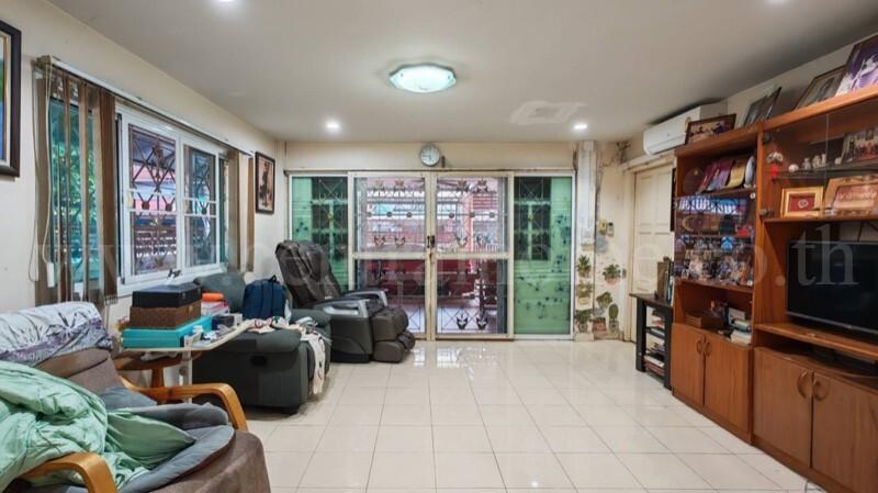 บ้านแฝด ธนวรรณ พหลโยธิน 52 หลังมุม ต่อเติมครบ ราคาถูก 8