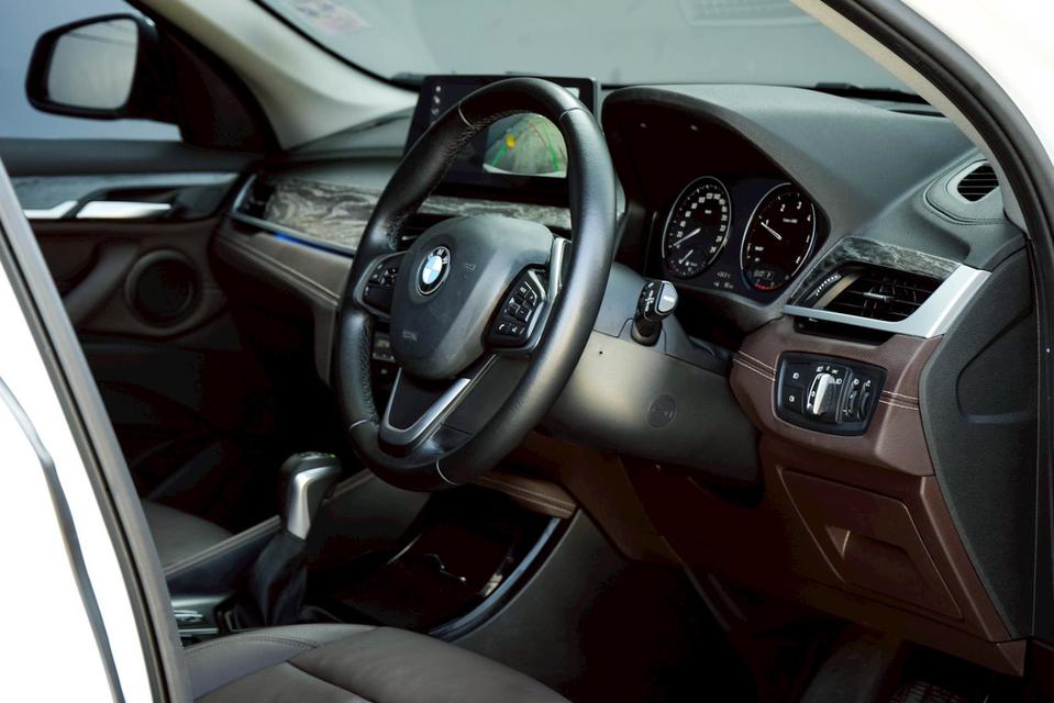 BMW X1 2.0 sDrive20d xLine F48 AT 2021 รูปที่ 6