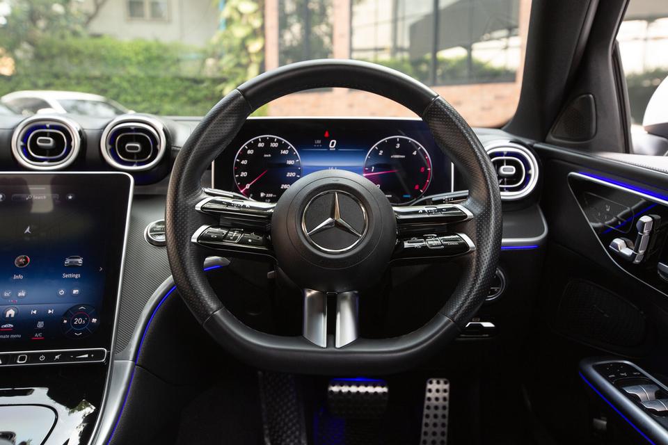 “Mercedes-Benz C220d AMG Line” ปี 2024 W206 รูปที่ 4