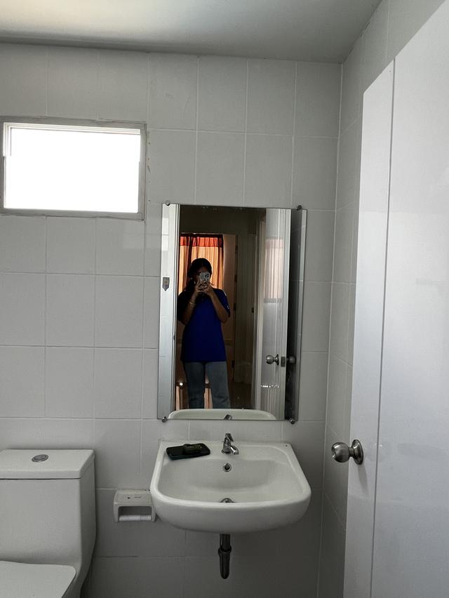 ทาวน์โฮม 2ชั้น(หน้ากว้าง5.5เมตร) 4ห้องนอน 2ห้องน้ำ 4ที่จอดรถ (บ้านหลังริมมีหน้าต่างทุกห้อง) 16