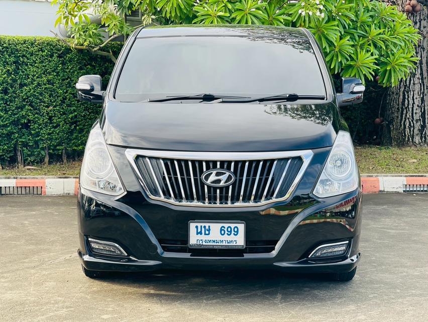 HYUNDAI H-1 2.5 ELITE ปี 2017
