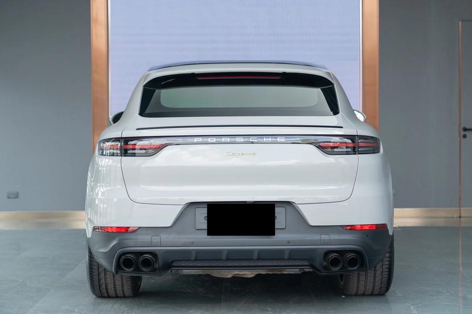 Porsche Cayenne E-Hybrid Coupe 2022 สี Crayon รูปที่ 3