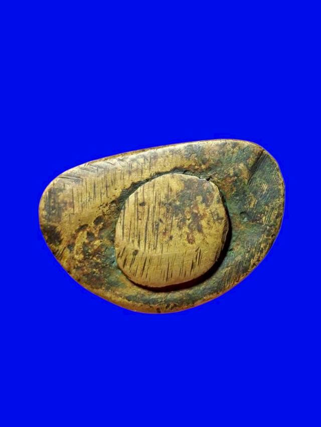 พระหล่อหลวงพ่อเงินเปิดเช่าบูชา รูปที่ 4