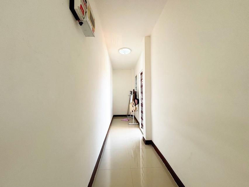 หมู่บ้านภิภาพร 2 ถนนเลียบคลอง 5 ต.คลองห้า อ.คลองหลวง จ. ปทุมธานี 15