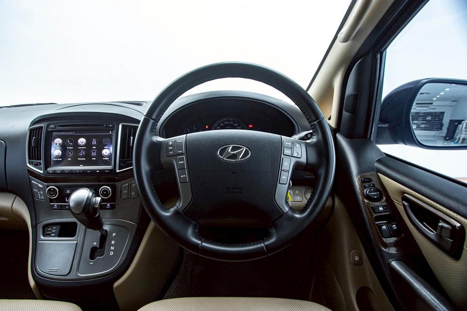 ✨ HYUNDAI H-1 2.5 DELUXE AT ปี 2019 รถครอบครัว 11 ที่นั่ง รูปที่ 7