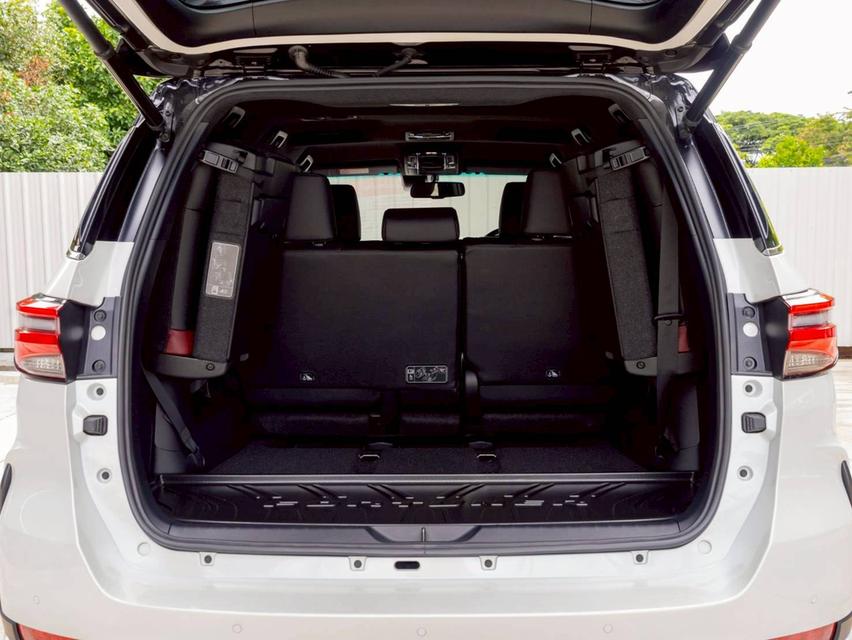 ไมล์แท้ 768 km.TOYOTA FORTUNER 2.4 LEGENDER 2WD ปี 2025 18