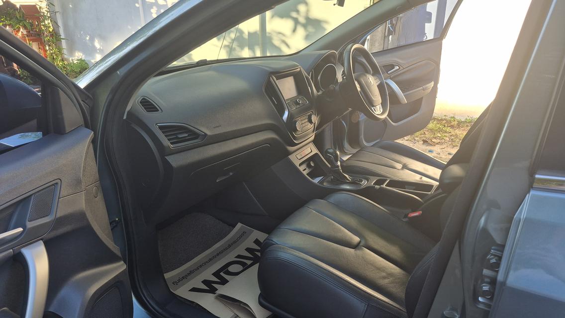 MG5 1..5X Turbo ปี 2015 8