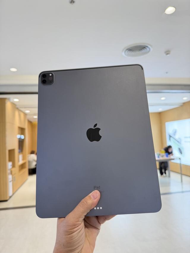 iPad Pro (M1) 12.9”WiFi 128gb ผ่อนได้