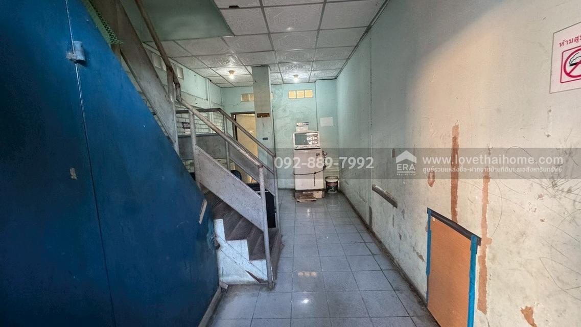 ขายที่ดิน ถนนลาดพร้าว80 ซอย22 พื้นที่ 100 ตารางวา พร้อมสิ่งปลูกสร้างบ้าน 2 ชั้น ขายเพียง 14 ล้านบาท ใกล้รถไฟฟ้าสายสีเหลือง สถานีลาดพร้าว71 7