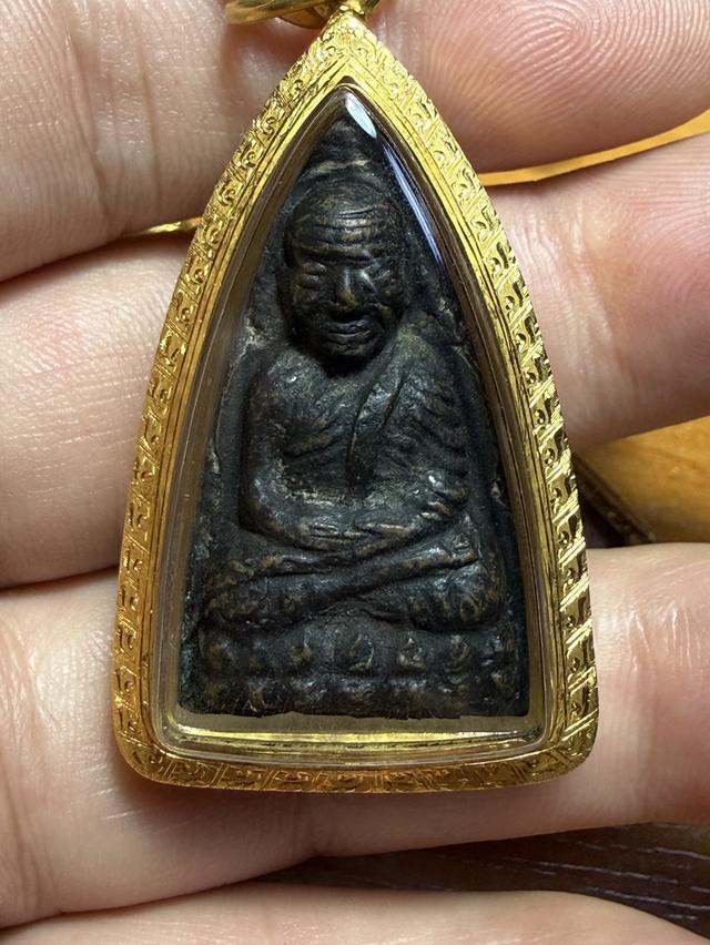 หลวงปู่ทวดวัดช้างให้