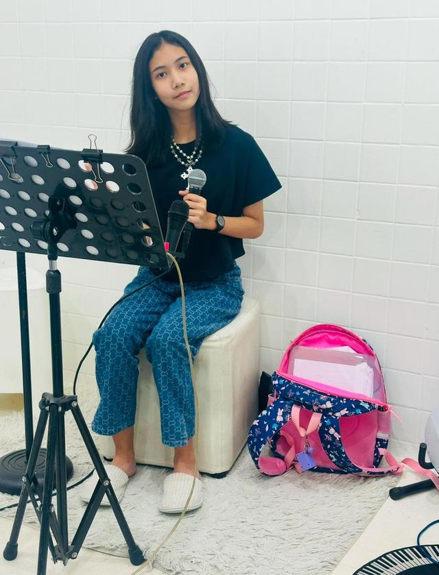 รับสอนร้องเพลง ที่ โรงเรียนดนตรีฟิน