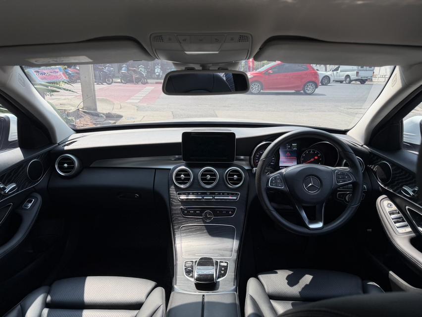2018 BENZ C350E มือเดียวป้ายแดง เช็คศูนย์ตลอด ไมล์น้อย รูปที่ 4