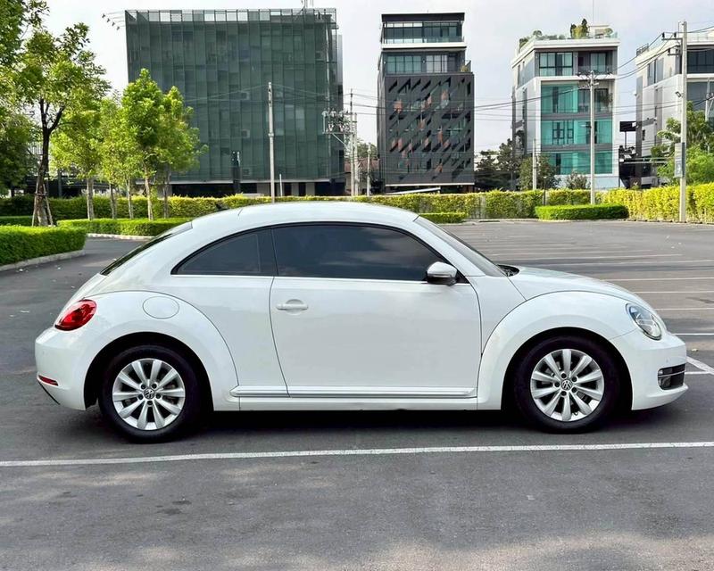 VOLKSWAGEN NEW BEETLE 1.2 TSI Turbo สีขาว ปี 2012 จด 2013 รูปที่ 4