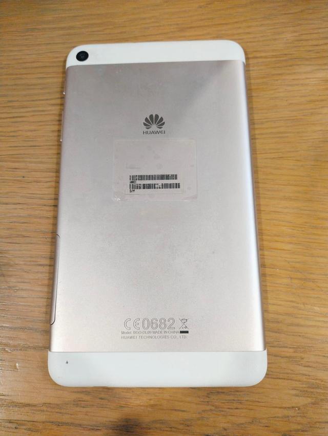 แท็บเล็ต Huawei T4 ความจุ 16GB ใส่ซิมได้ 2