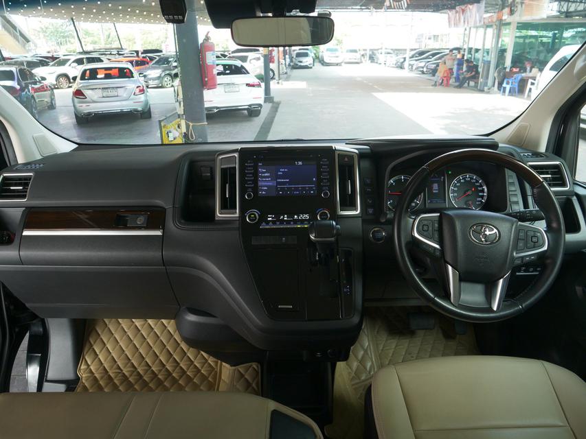 2020 Toyota MAJESTY 2.8 Grande ท็อปสุด 3