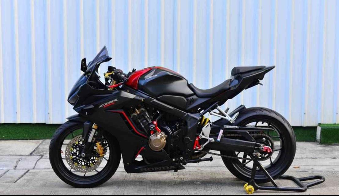 รถบิ๊กไบค์ Honda CBR650 R สวยๆ 2