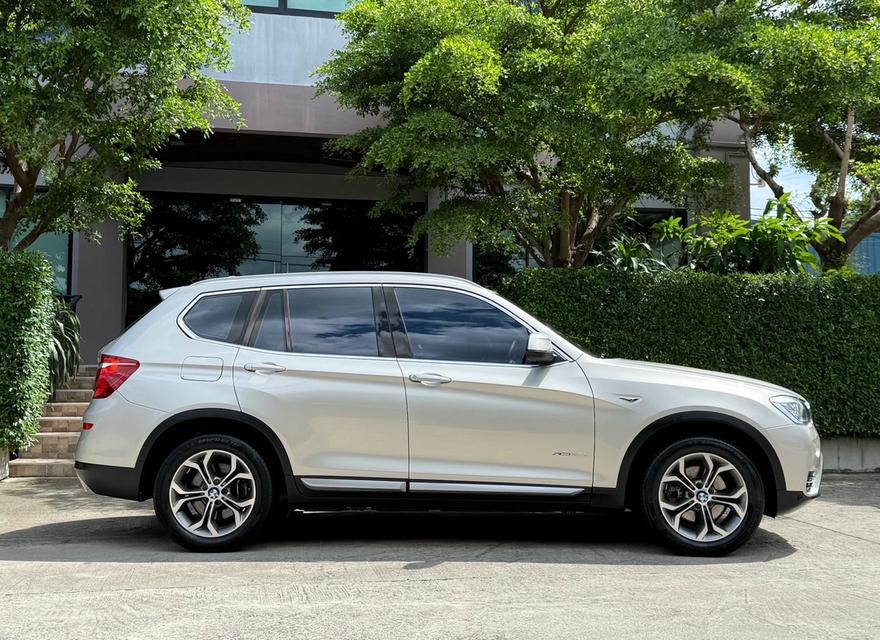 2016 BMW X3 LCI รถมือเดียวออกป้ายแดง รถวิ่งน้อย เข้าศูนย์ทุกระยะ ไม่เคยมีอุบัติเหตุครับ 2