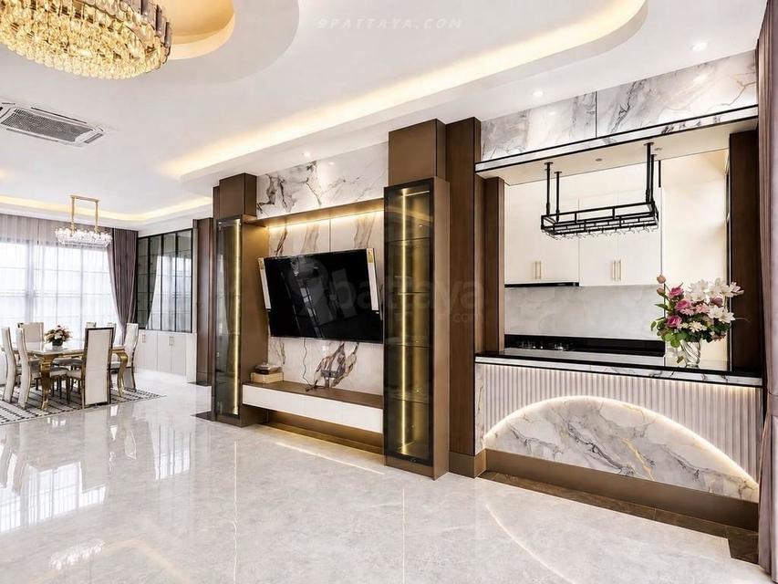 For Sale — Luxury Modern Marble Pool Villa in PattayaLuxury pool villa for sale in Pattaya, Modern Marble style. Sold with an existing yearly tenant 2