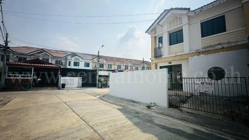 ทาวน์เฮ้าส์ พฤกษา 49/2 บางใหญ่ - แก้วอินทร์ หลังมุม 2