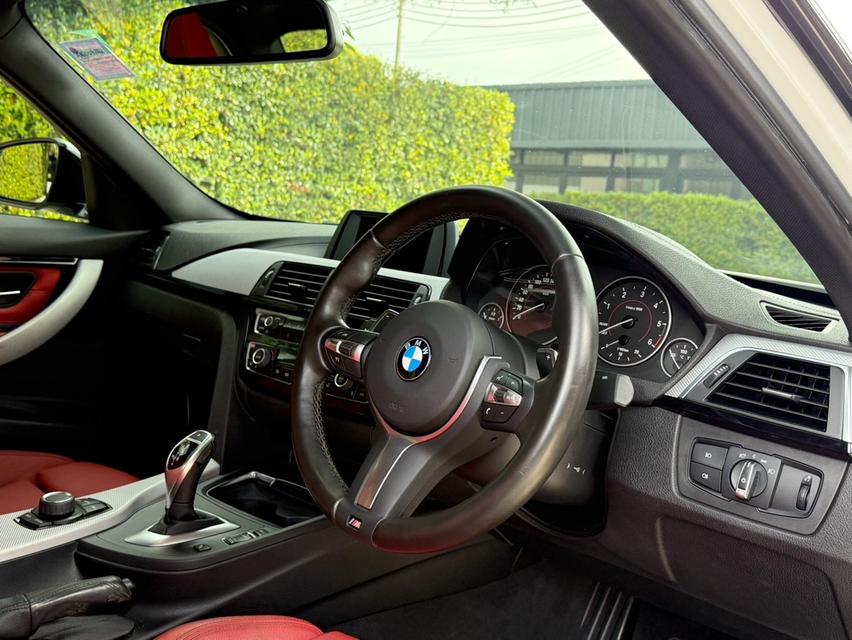 2019 BMW 320D MSPORT ( แท้ ) รถมือเดียวออกป้ายแดง รถวิ่งน้อย เข้าศูนย์ทุกระยะ รถไม่เคยมีอุบัติเหตุครับ 10