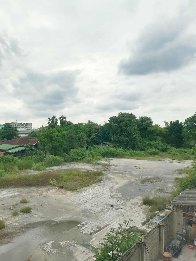 ขายที่ดินติดถนนรามคำแหงติดรถไฟฟ้าสายสีส้ม7ไร่3งาน55ตรว. 2