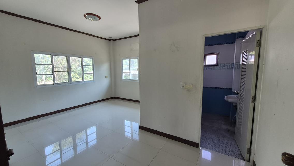 🔥🏡 บ้านพร้อมที่ดินผืนใหญ่ ใกล้ถนนใหญ่ ราคาโคตรคุ้ม! 🏡🔥 💥 เพียง 2.5 ล้าน ได้ทั้งบ้าน + ที่ดินกว่า 2 ไร่! 📣 โอกาสนี้ไม่ได้มีบ่อย! ใครกำลังหาบ้านพื 13