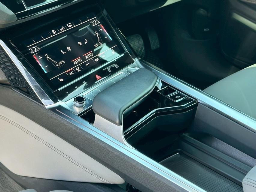 Audi E-tron 55 Sportback Quattro S-Line 2020 จด 2021 รูปที่ 12