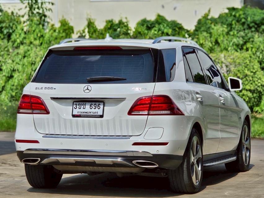 Mercedes Benz 11