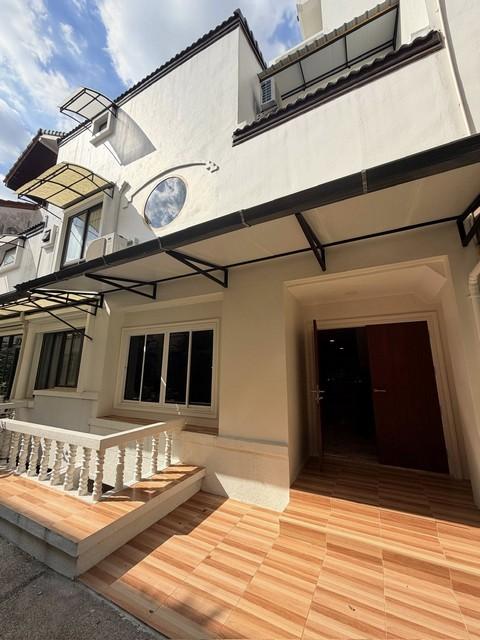 T26-362 ให้เช่า ทาวน์เฮ้าส์ - ชั้นที่ 1 ใกล้กับ ใกล้ BTS เซนต์หลุยส์ กรุงเทพ สาทร 60000 บาทต่อเดือน 1