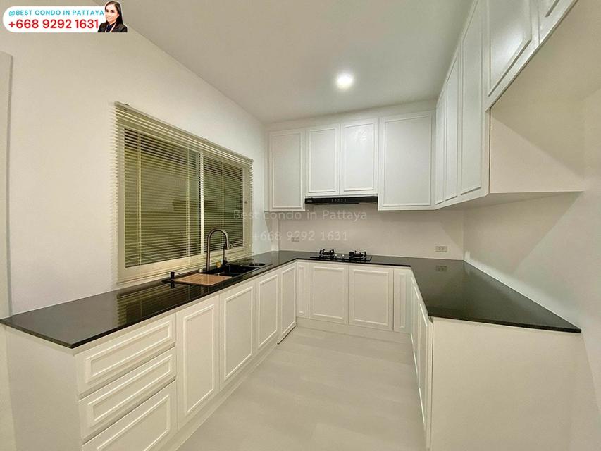 "บ้านเดี่ยว 2 ชั้น พร้อมอยู่ ในหมู่บ้าน ทำเลใกล้เมือง ใกล้โรงเรียนสาธิตอุดมศึกษา"เฟอร์นิเจอร์บิ้วท์อินทั้งหลัง #รหัสทรัพย์420 4