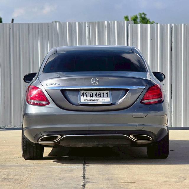 รหัสรถ 12AT4611 MERCEDES BENZ C350e 2.0 Avant-garde โฉม W205 ปีจด 2018