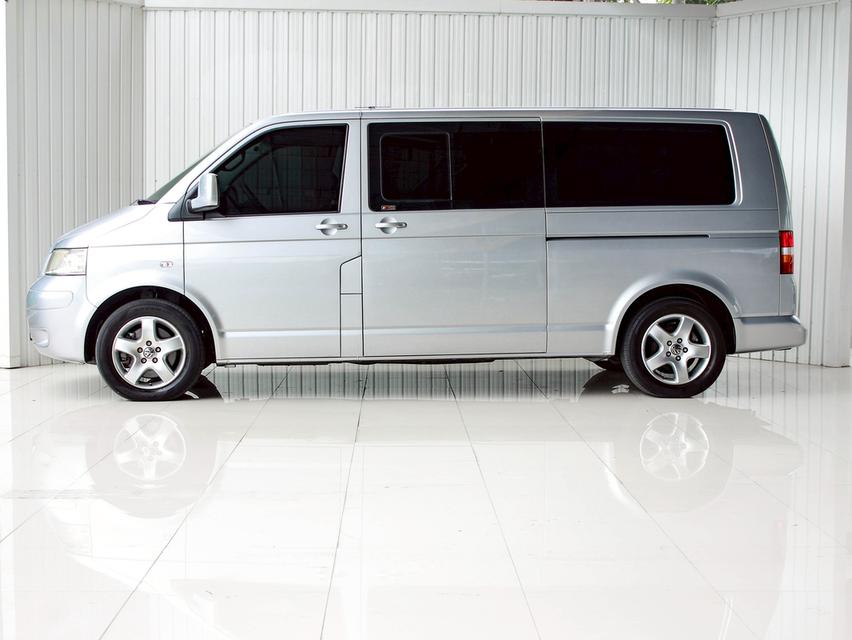 VOLKSWAGEN CARAVELLE 3.2 V6 2008
