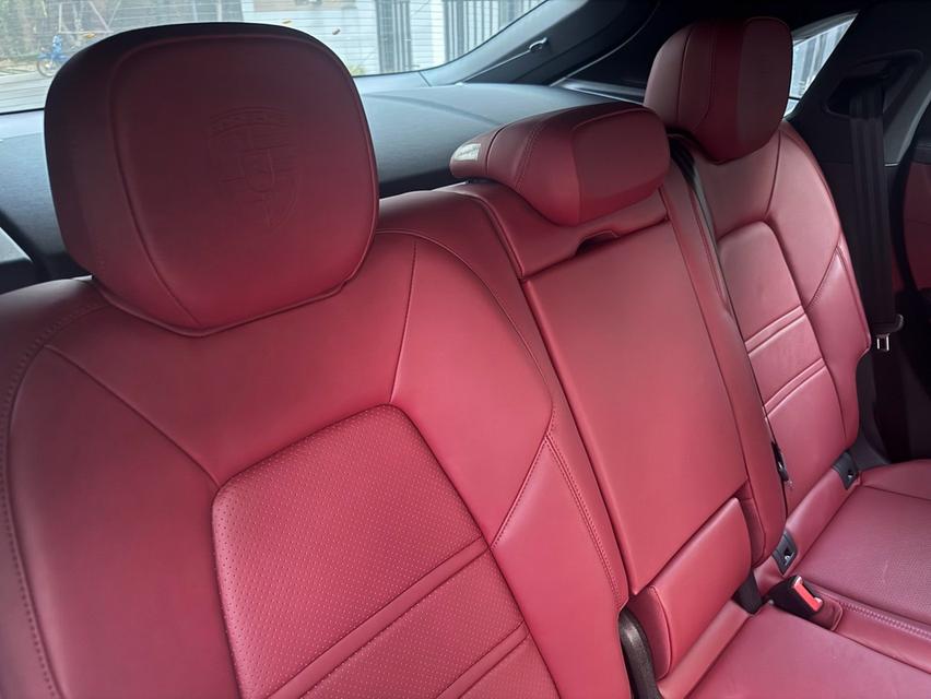 Cayenne Coupe Sport Design Package 6