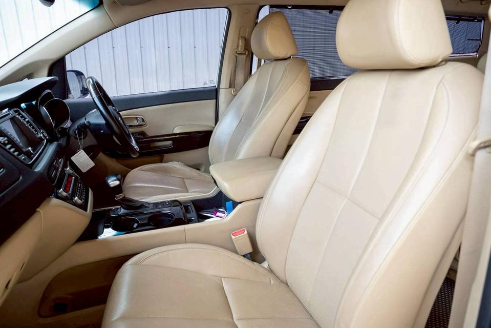 KIA GRAND CARNIVAL 2.2 EX ปี 2018 สีขาว โฉม ปี14-21 รูปที่ 11