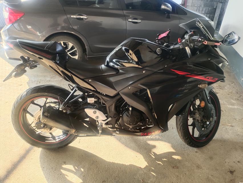 Yamaha yzf R3 1